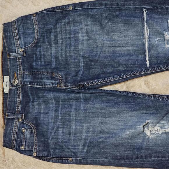 Signature by Levi Strauss Straight Slim Fit Ripped Jeans - Picture 3 of 10